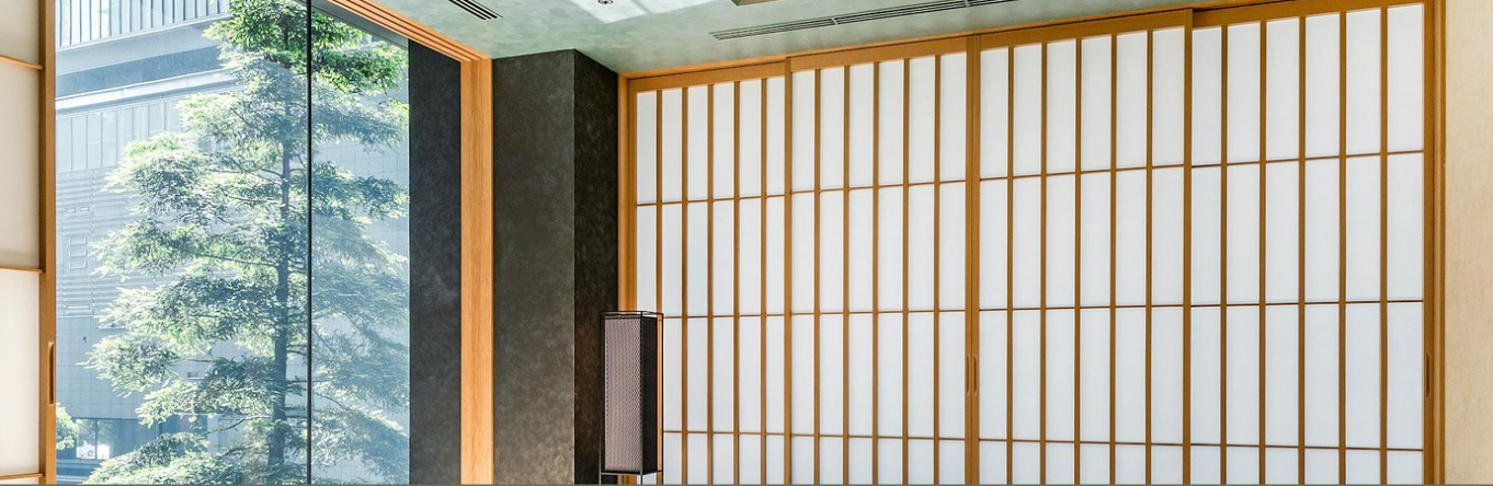 A glimpse of a home in Japan